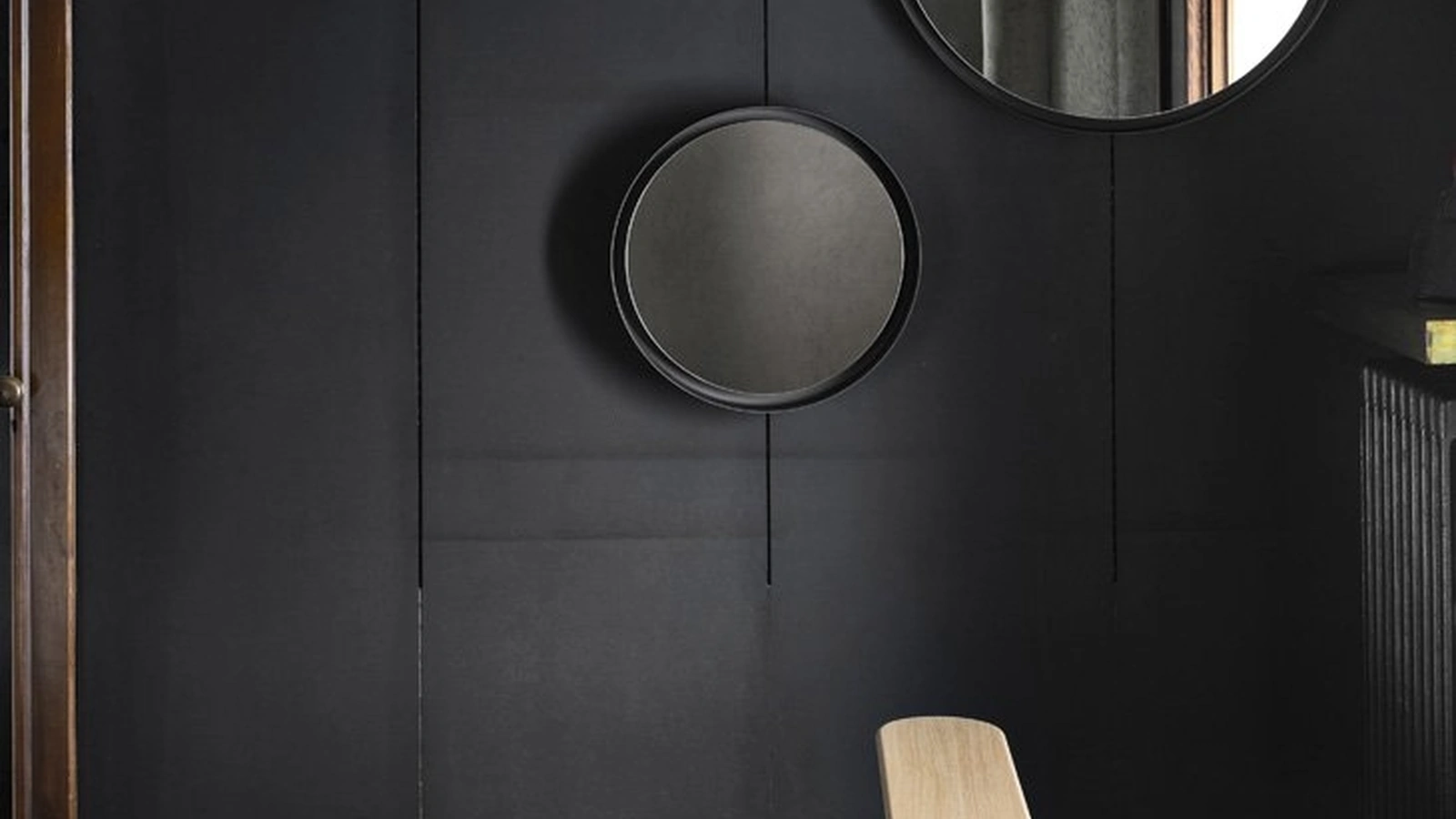 Specchio Disco con cornice in metallo di Alf Da Frè