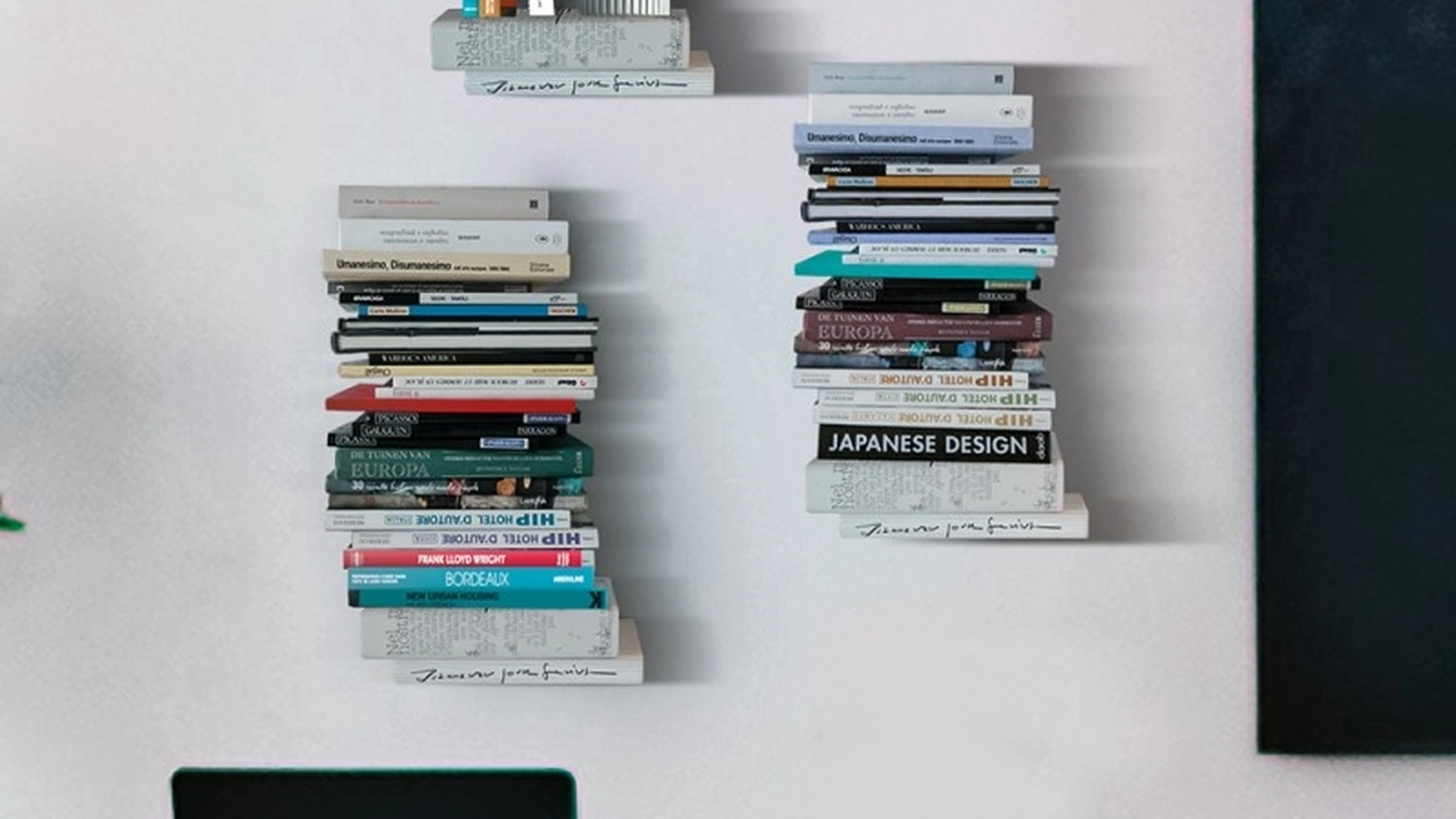 Mensola portaoggetti in ceramica Libro di Adriani e Rossi