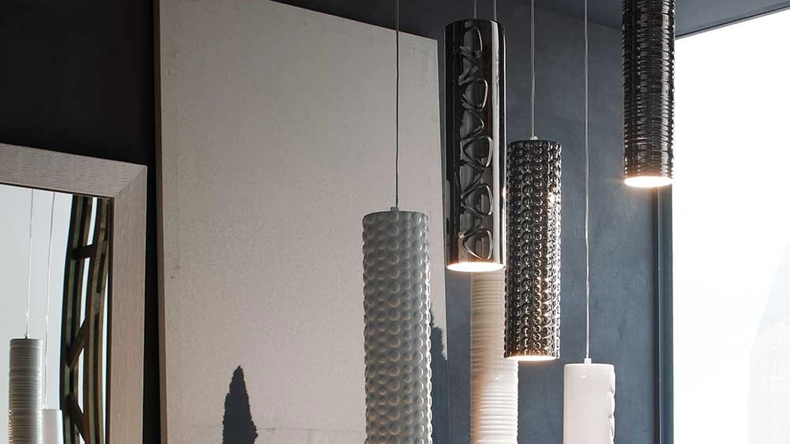 Lampada a sospensione in ceramica smaltata lucida o metallo Street Light di Adriani e Rossi