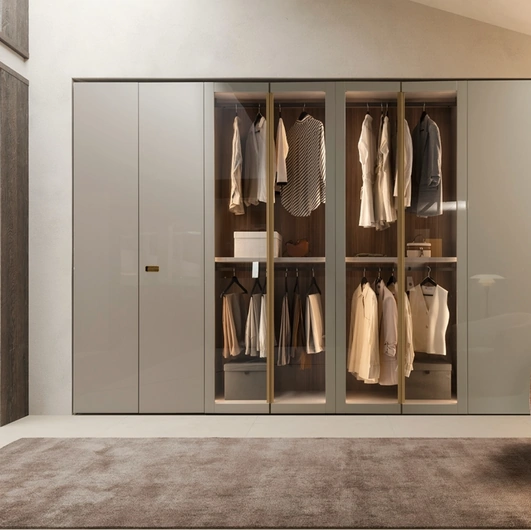 Armadio con ante battenti Anteprima in laccato lucido Gris Beige di Presotto