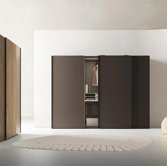 Armadio con ante scorrevoli Costanza di Alf Da Frè