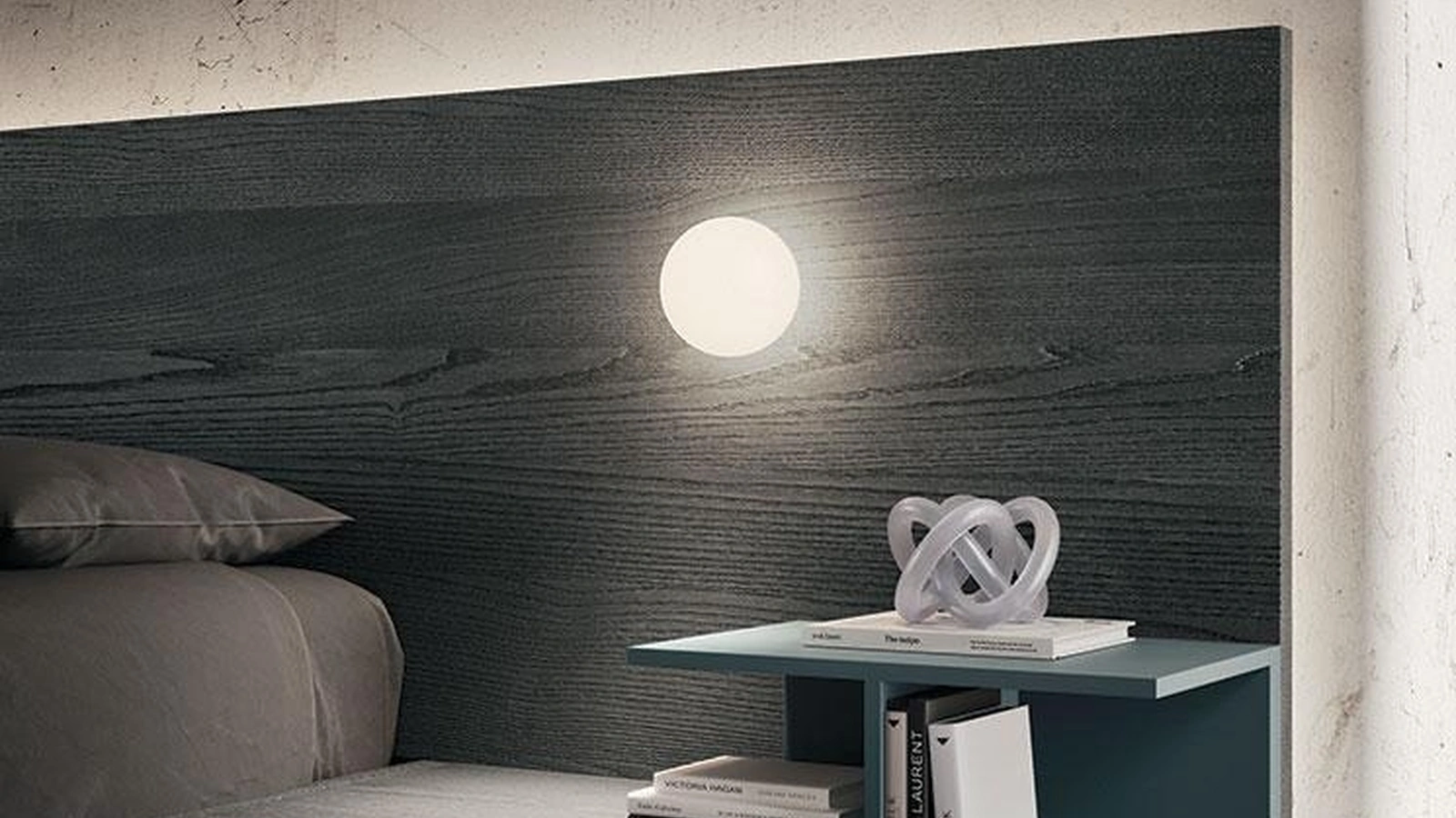 Comodino Scarabeo in frassino e laccato opaco di Mobilgam