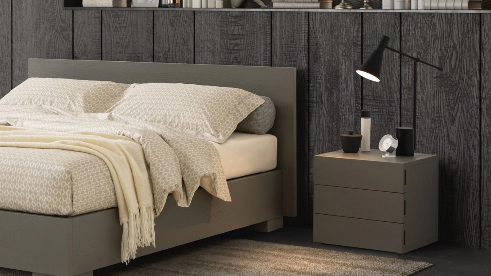 Comodino Vasto 48 in legno con 3 cassetti di Oggioni