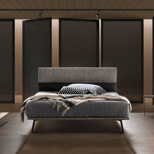 Letto minimal in tessuto con testiera Dance di Bside