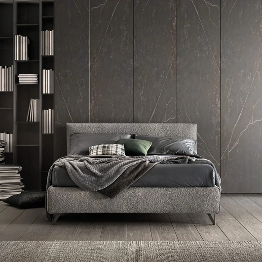 Letto con struttura in legno imbottita e rivestita in tessuto Good di Bside
