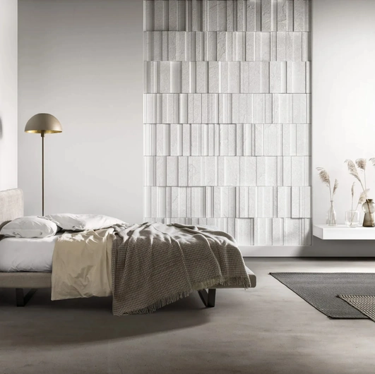 Letto matrimoniale con testiera in tessuto trapuntato Tiny di Bside