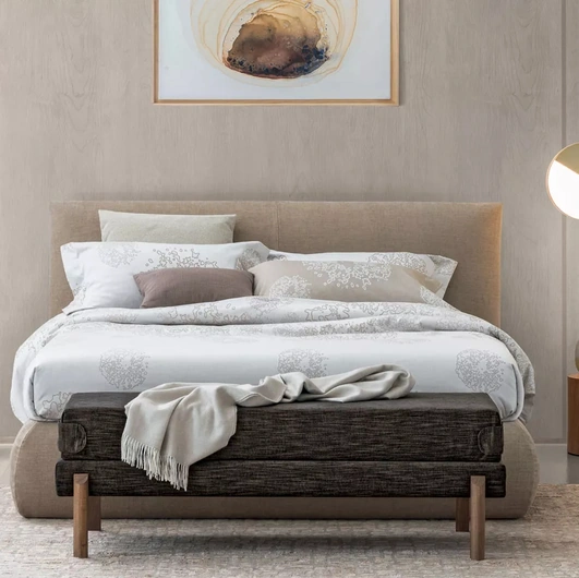 Letto Feeling in tessuto imbottito di Oggioni
