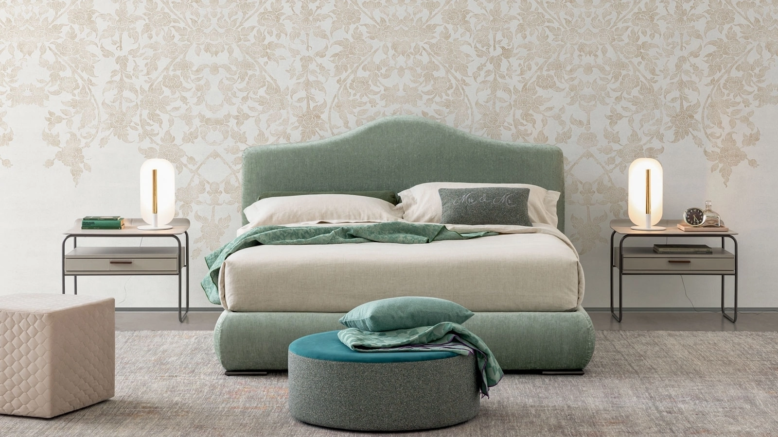 Letto in tessuto con testiera sagomata Luxury Round di Oggioni