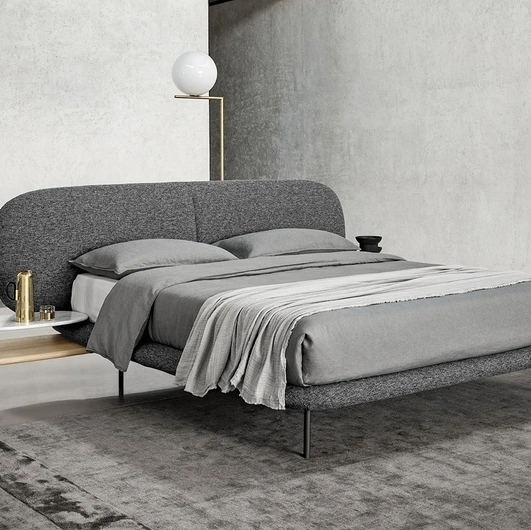 Letto con testiera in tessuto Neyo di Alf Da Frè