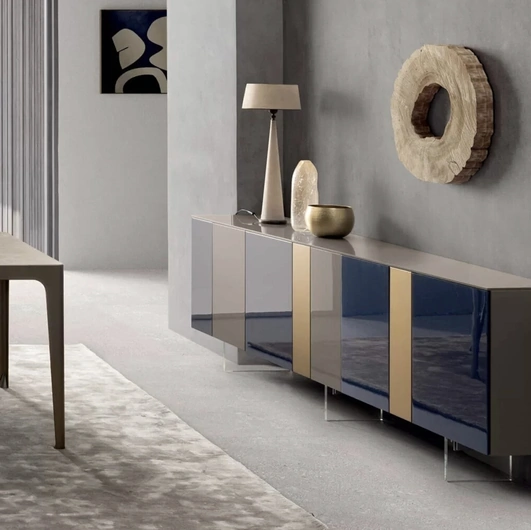 Madia InclinART in laccato lucido di Presotto