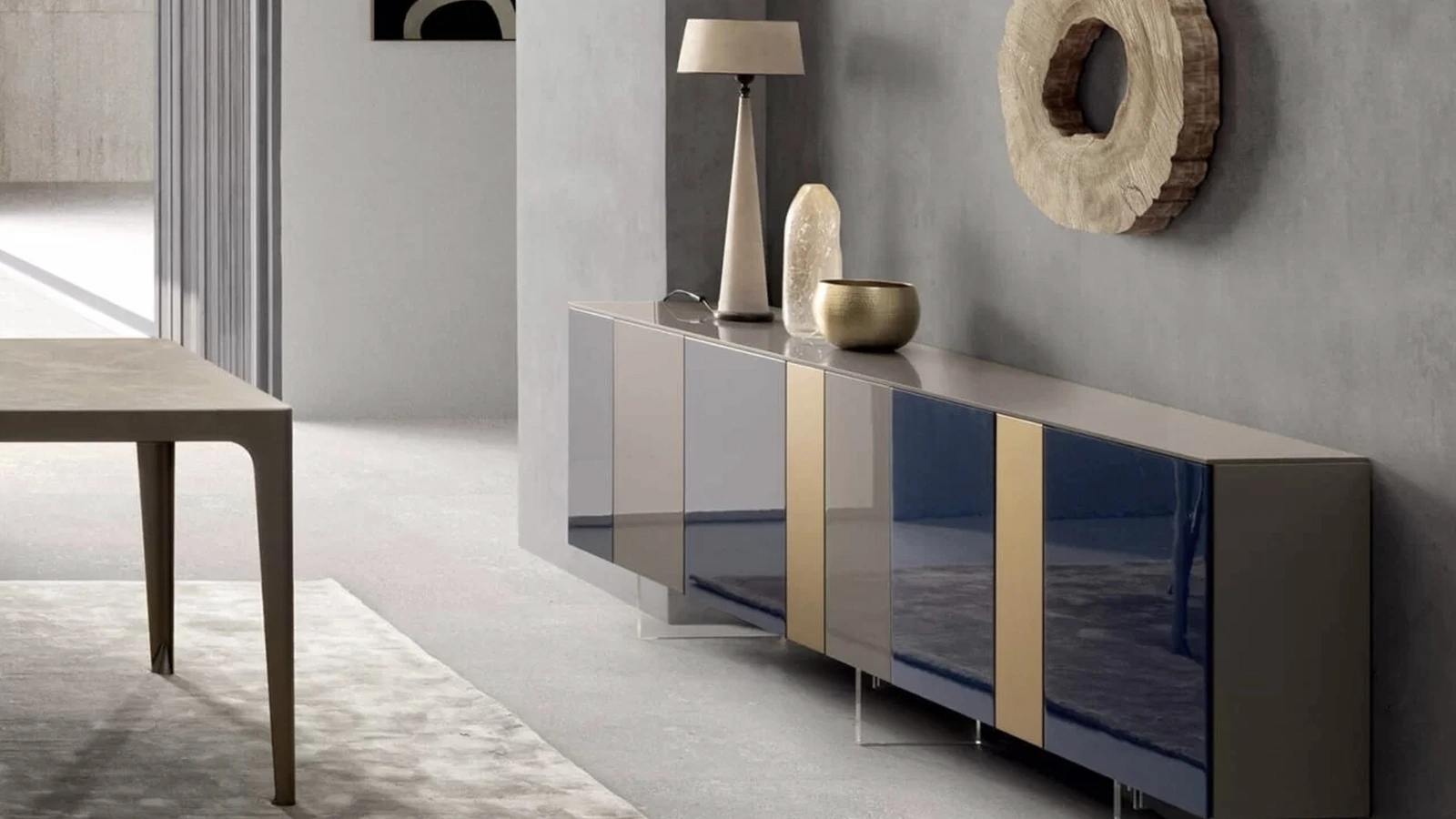 Madia InclinART in laccato lucido di Presotto