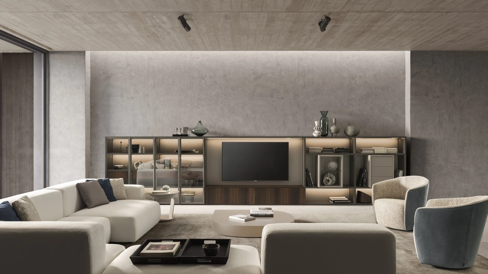 Parete Attrezzata Pari & Dispari 07 in legno con vani a giorno e ante in vetro di Presotto