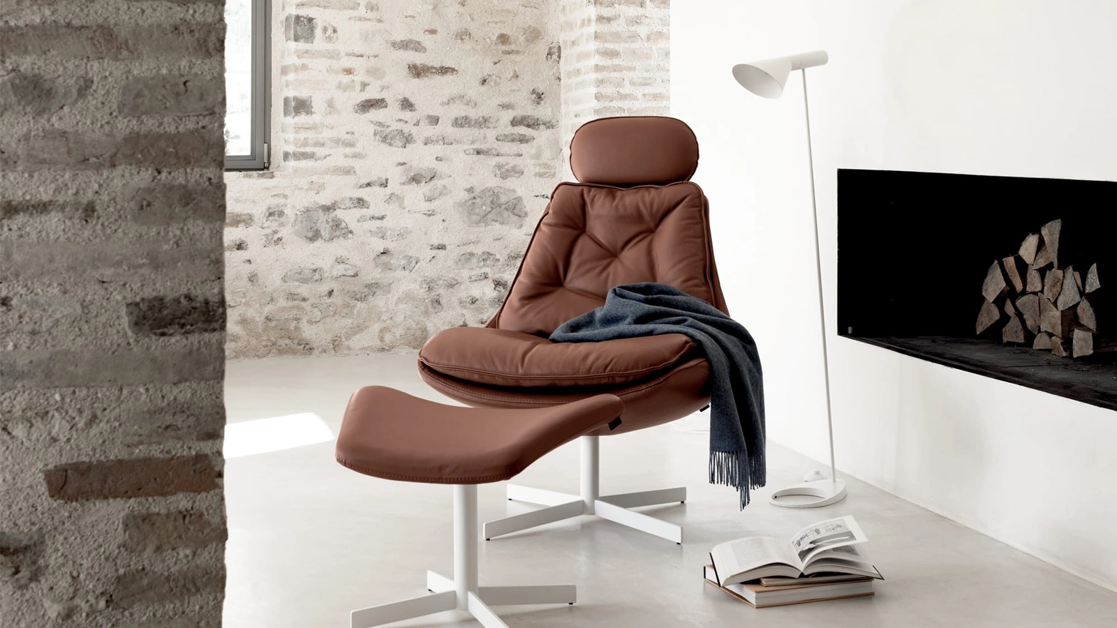 Poltrona Daya in ecopelle di Bontempi