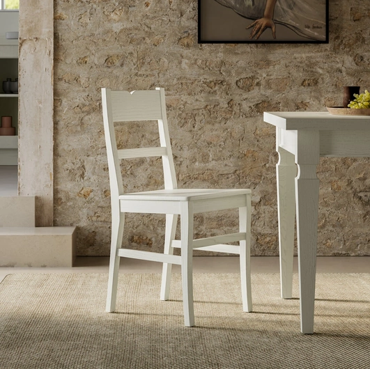 Sedia Flora in legno massello laccato di Arredo3