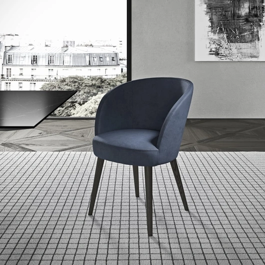 Sedia in ecopelle con struttura in legno Evia di Presotto