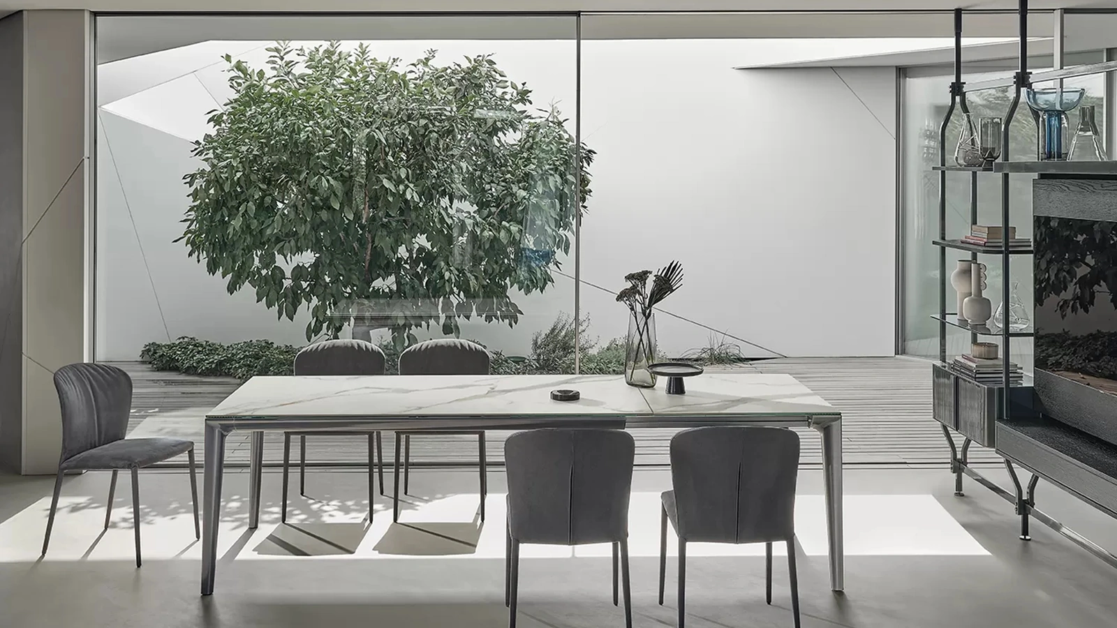 Sedia Grace completamente rivestita in tessuto di Bontempi