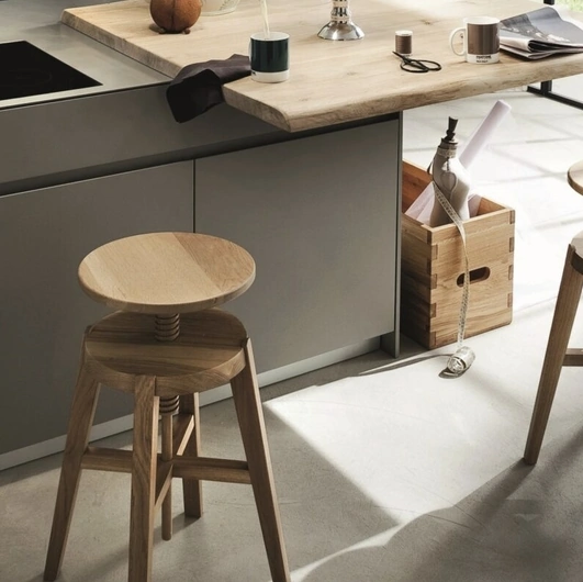 Sgabello Move di Alta Corte