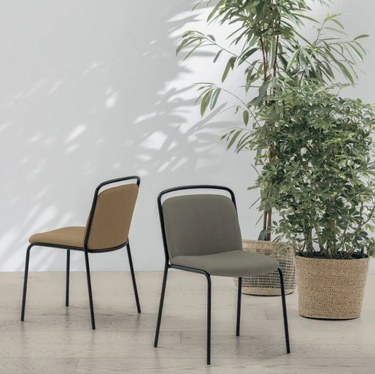 Sedia Yoko di Target Point