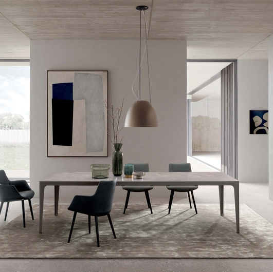 Tavolo Grand More con top in ceramica di Presotto