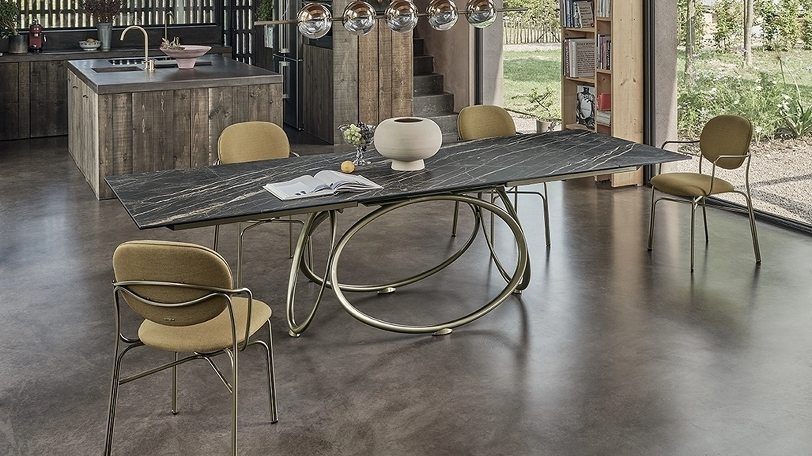 Tavolo Louis in SuperMarmo di Bontempi