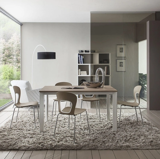 Tavolo Mario di La Primavera