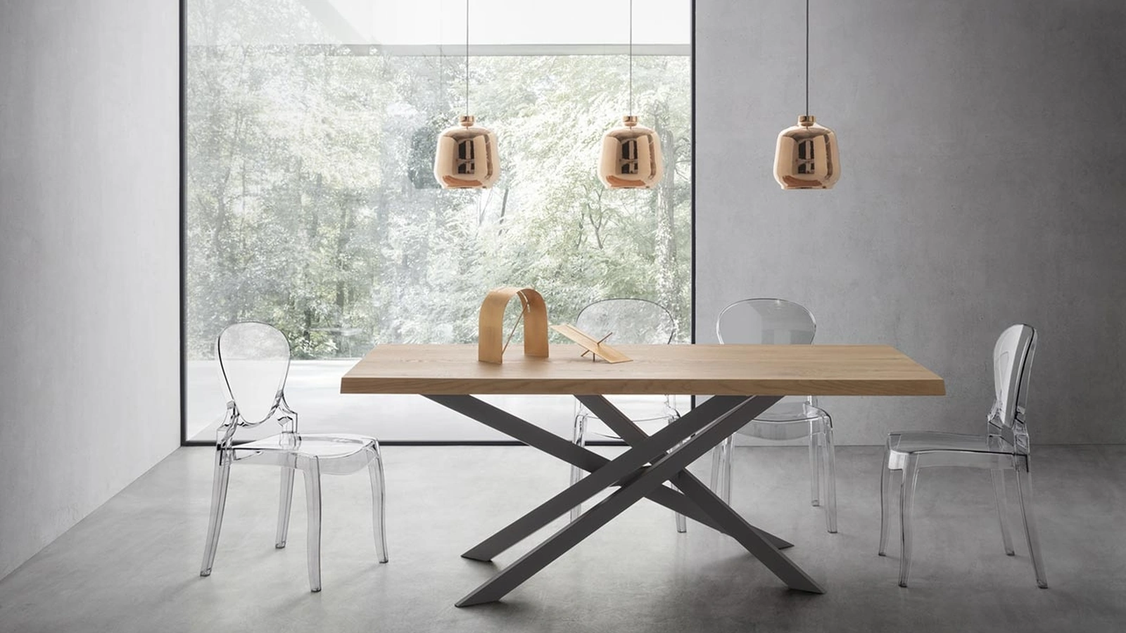 Tavolo Renzo con top in legno e struttura in metallo di La Primavera