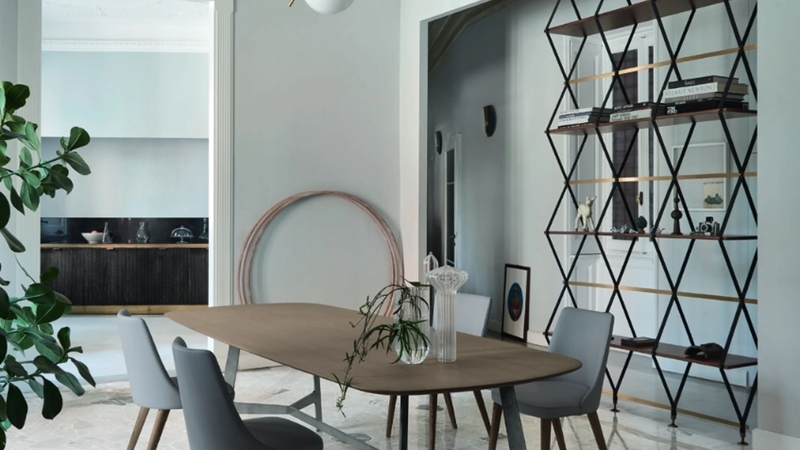 Tavolo Vertigo in Rovere Argilla di Sangiacomo