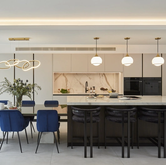 Cucina Moderna con isola All-Around D23 Mokaccino e Noce di Doimo Cucine