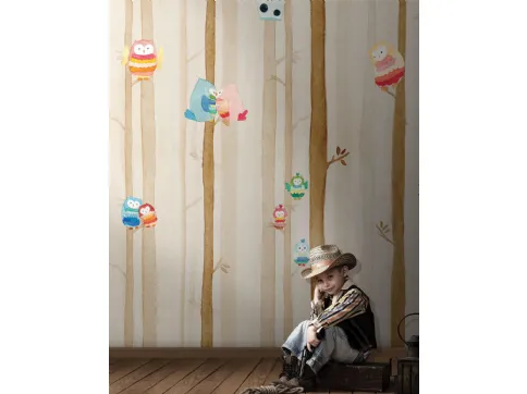 Carta da parati per camerette con gufetti colorati nel bosco Dakota di London Art