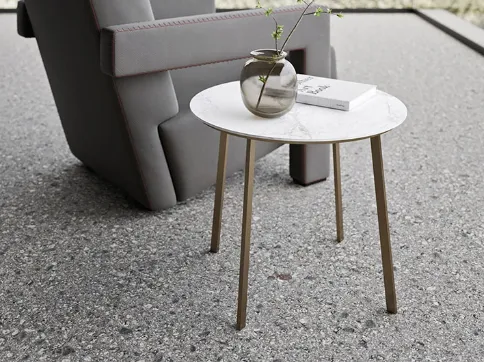 Tavolino Tondo Horizon in laminato con base in metallo di Mobilgam