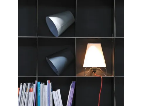 Lampada da tavolo in tessuto con struttura in metallo Jet Table di Adriani e Rossi