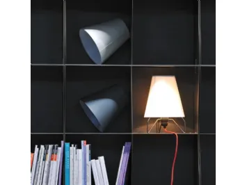 Lampada da tavolo in tessuto con struttura in metallo Jet Table di Adriani e Rossi