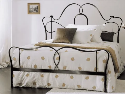 Letto in ferro battuto con testiera Marlen di Bontempi