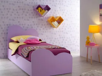 Letto singolo in laccato lilla con testiera e pediera sagomate SC112 di Moretti Compact