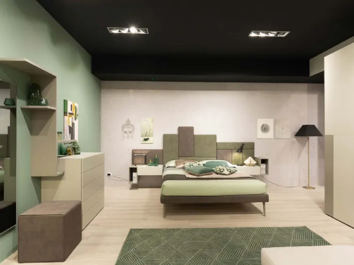 Letto in ecopelle con testiera di design MC040 di Moretti Compact