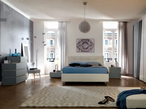 Letto in ecopelle NC101 con testiera trapuntata di Moretti Compact
