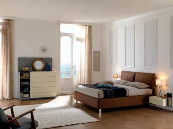 Letto in ecopelle con testiera imbottita NC109 di Moretti Compact