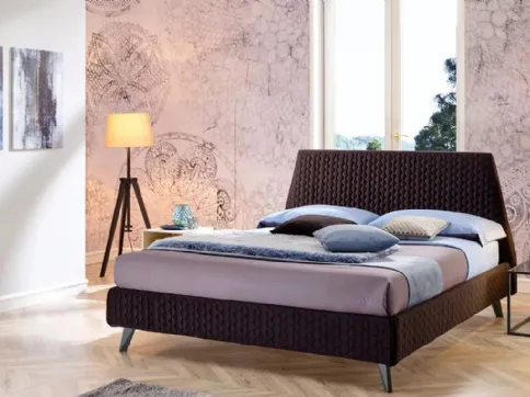 Letto matrimoniale in tessuto con testiera trapuntata SC215 di Moretti Compact