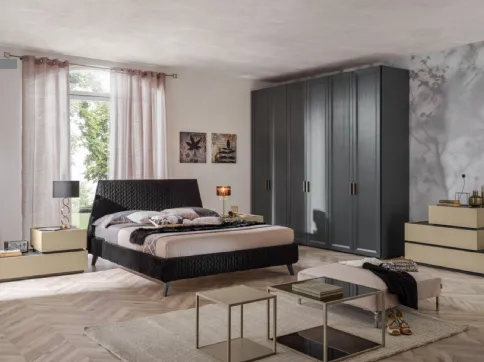 Letto matrimoniale VG501 con testiera in tessuto trapuntato di Moretti Compact