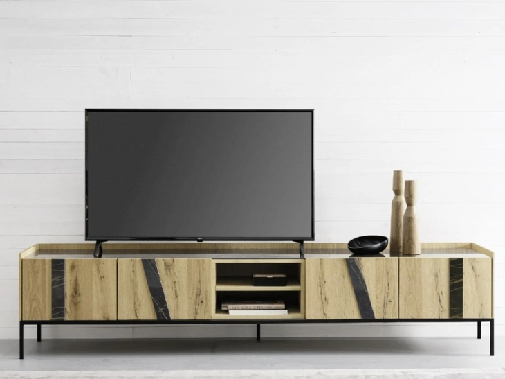 Madia Elly e porta tv di Alta Corte