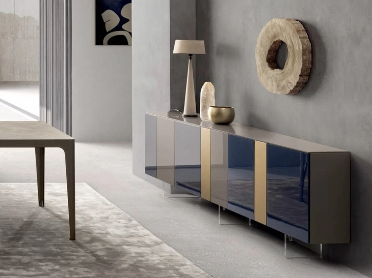 Madia InclinART in laccato lucido di Presotto