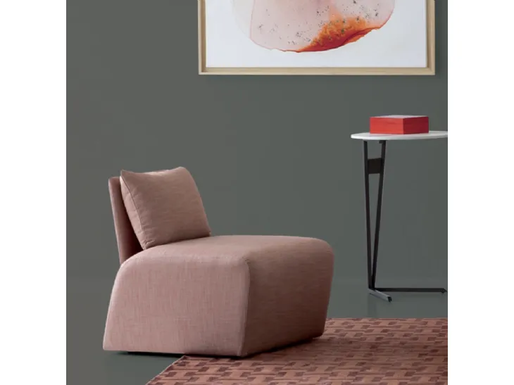 Poltroncina in tessuto imbottito Lady B di Oggioni