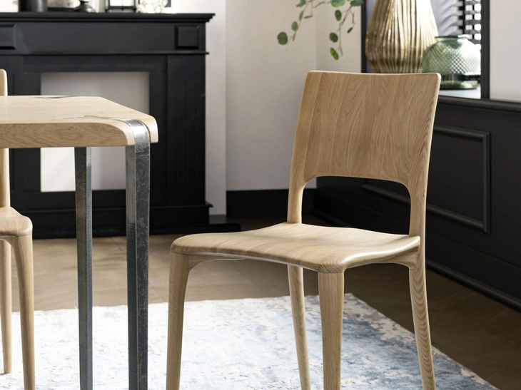 Sedia di design Aris di Alta Corte