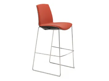Sgabello Now Sled Stool di Infiniti