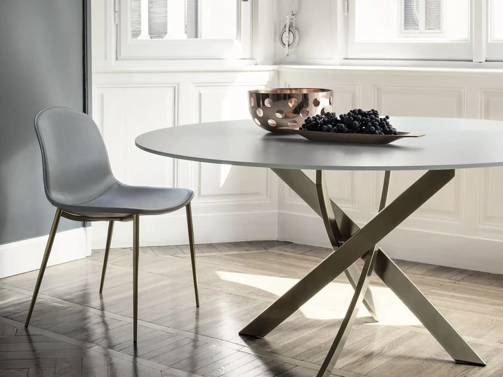 Sedia in pelle Seventy di Bontempi