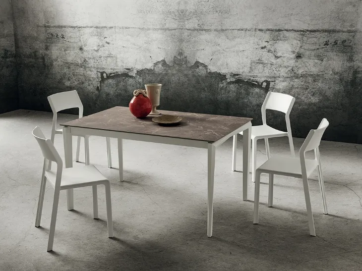 Tavolo da cucina con struttura in legno Bill di La Primavera