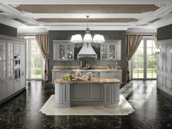 Cucina Classica Dolcevita v12 in Laccato Laguna filo Argento, Top marmo Bronze Amani, Maniglie finitura Cromo lucido con Strass di Stosa