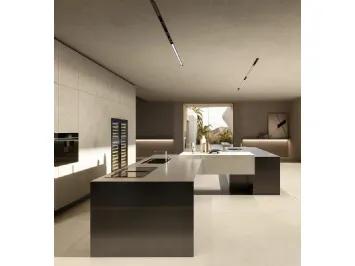 Cucina Design in fibra di carbonio e vetro acidato laccato con isola C4K di Doimo Cucine