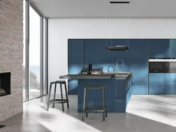 Cucina Moderna con penisola Color Trend 06 di Stosa