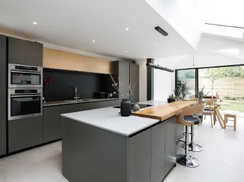 Cucina Moderna D23 in laccato Muschio di Doimo Cucine